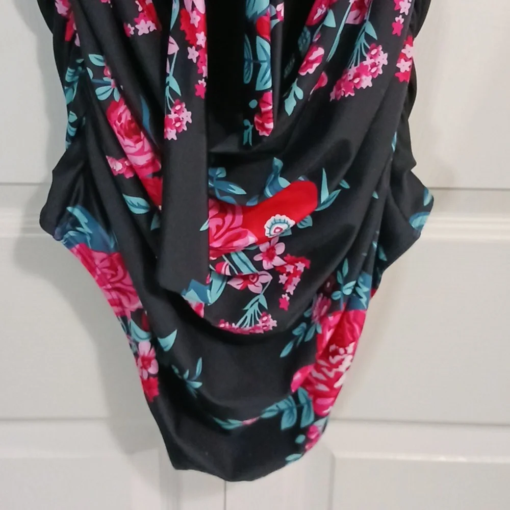B2Prity one piece monokini halter tummy control swimsuit - XL - black floral - Picture 8 of 11